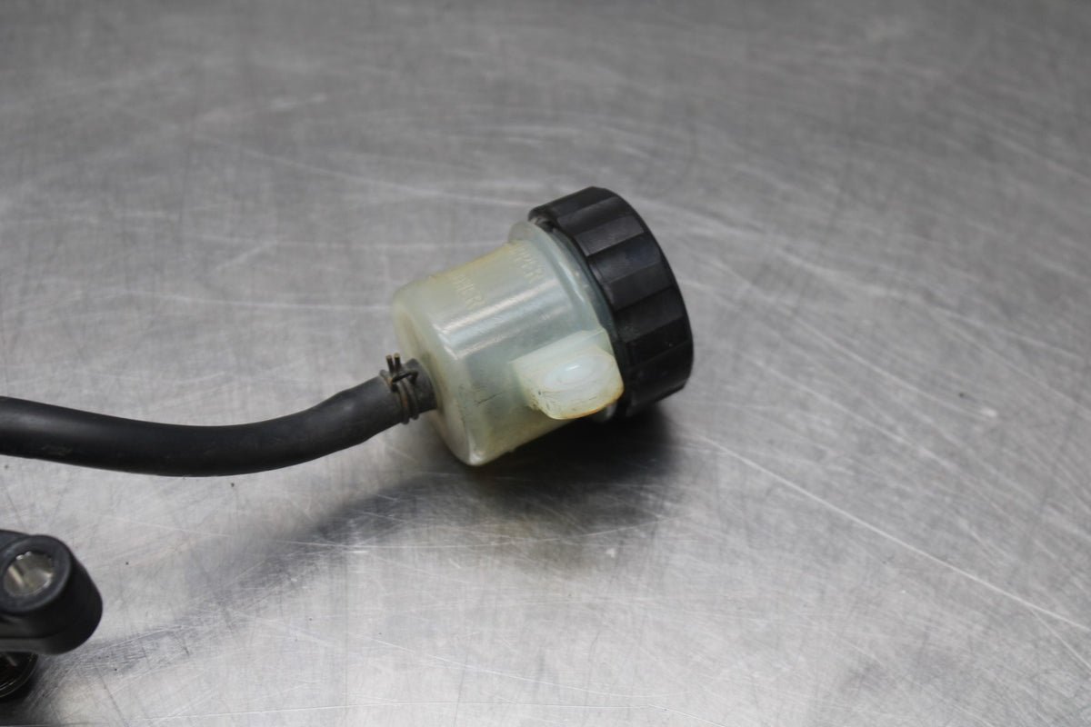 05 YAMAHA YZF R6 REAR BACK BRAKE MASTER CYLINDER W RESERVOIR BB858
