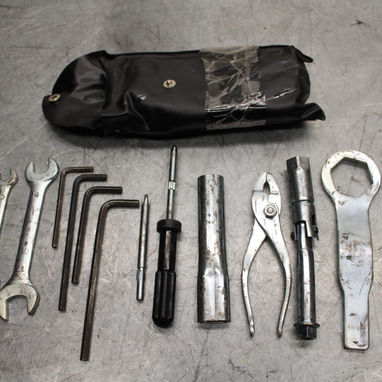 2009 Kawasaki Ninja ZX6R ZX600R STOCK TOOLS OEM TOOL BAG KIT SET BB548