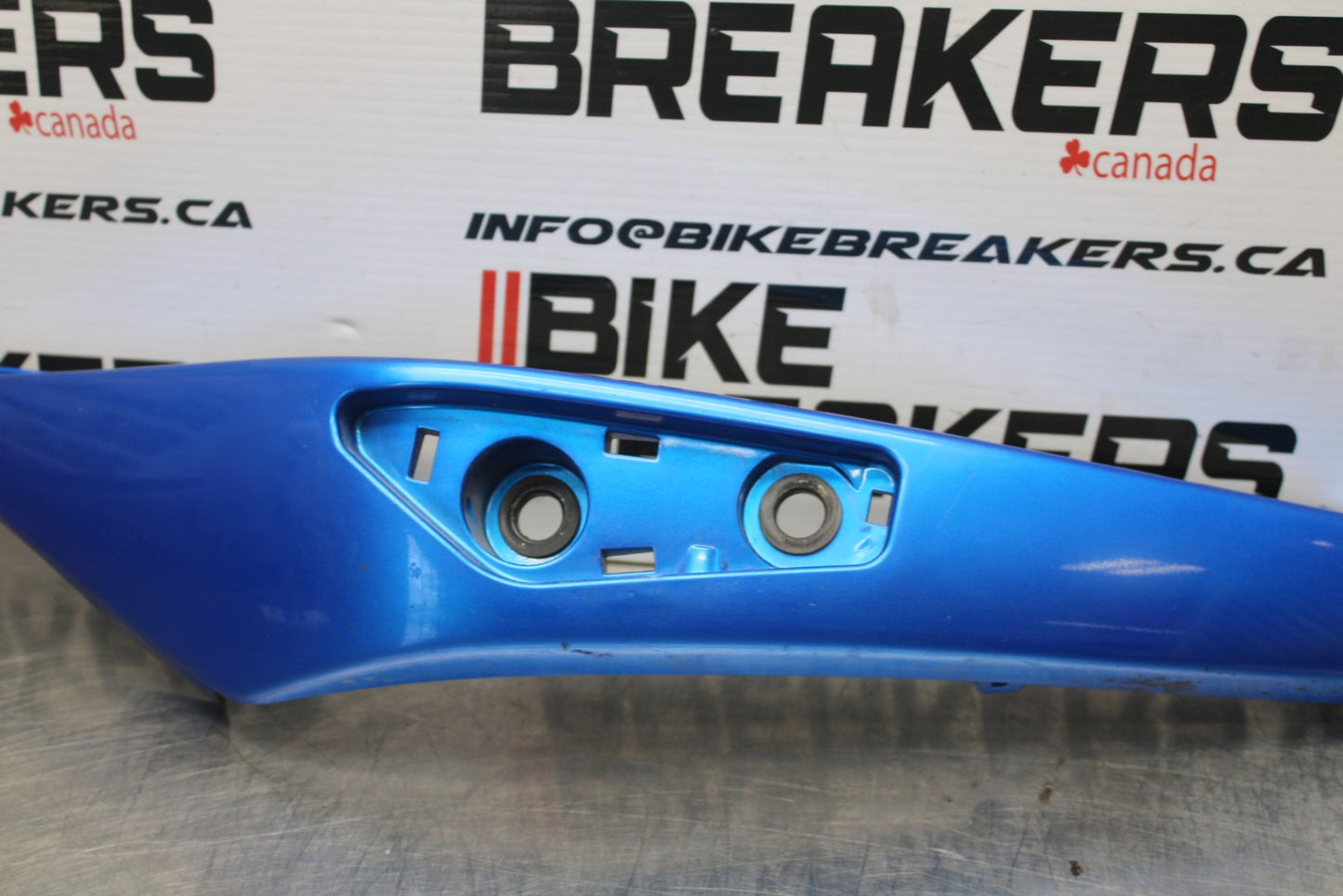 09-10 KAWASAKI ER-6N LEFT REAR BACK TAIL FAIRING COWL SHROUD BB205