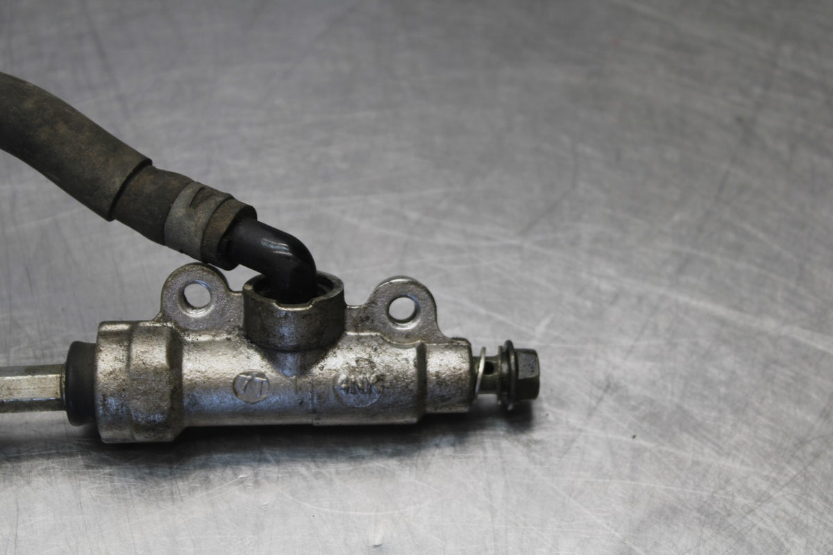 08 YAMAHA V STAR 1100 XVS1100AW CLASSIC REAR BACK BRAKE MASTER CYLINDER BB916