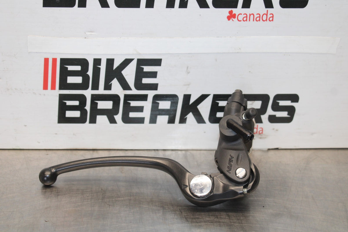 11-26 SUZUKI GSXR750 NEW TAKE OFF FRONT BRAKE MASTER CYLINDER w/ LEVER BB882