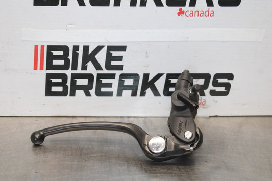 11-26 SUZUKI GSXR750 NEW TAKE OFF FRONT BRAKE MASTER CYLINDER w/ LEVER BB882