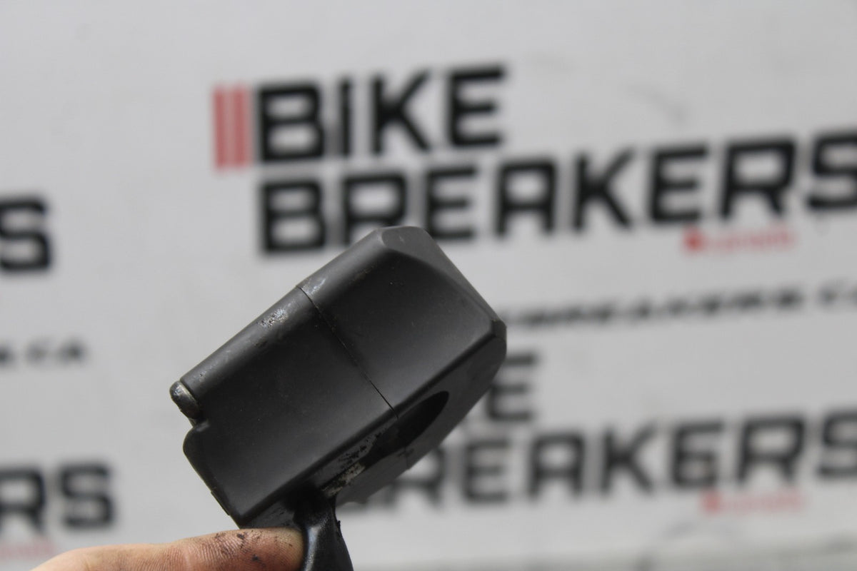 13 YAMAHA YZF R1 RIGHT CLIP ON HANDLE KILL OFF START SWITCH SWITCHES BB781