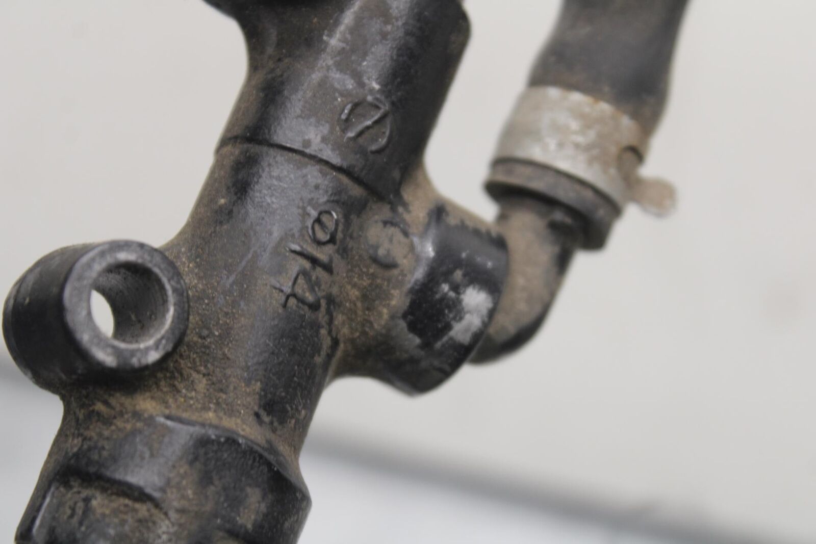 1985 Kawasaki Ninja 900R ZX900A REAR BACK BRAKE MASTER CYLINDER BB84