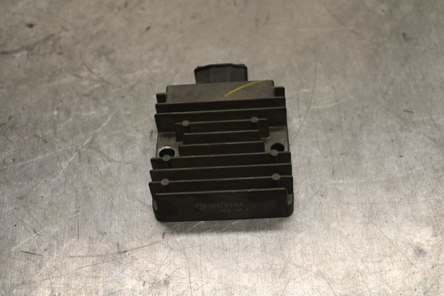 15-16 HONDA CB300F RECTIFIER VOLTAGE REGULATOR BB740