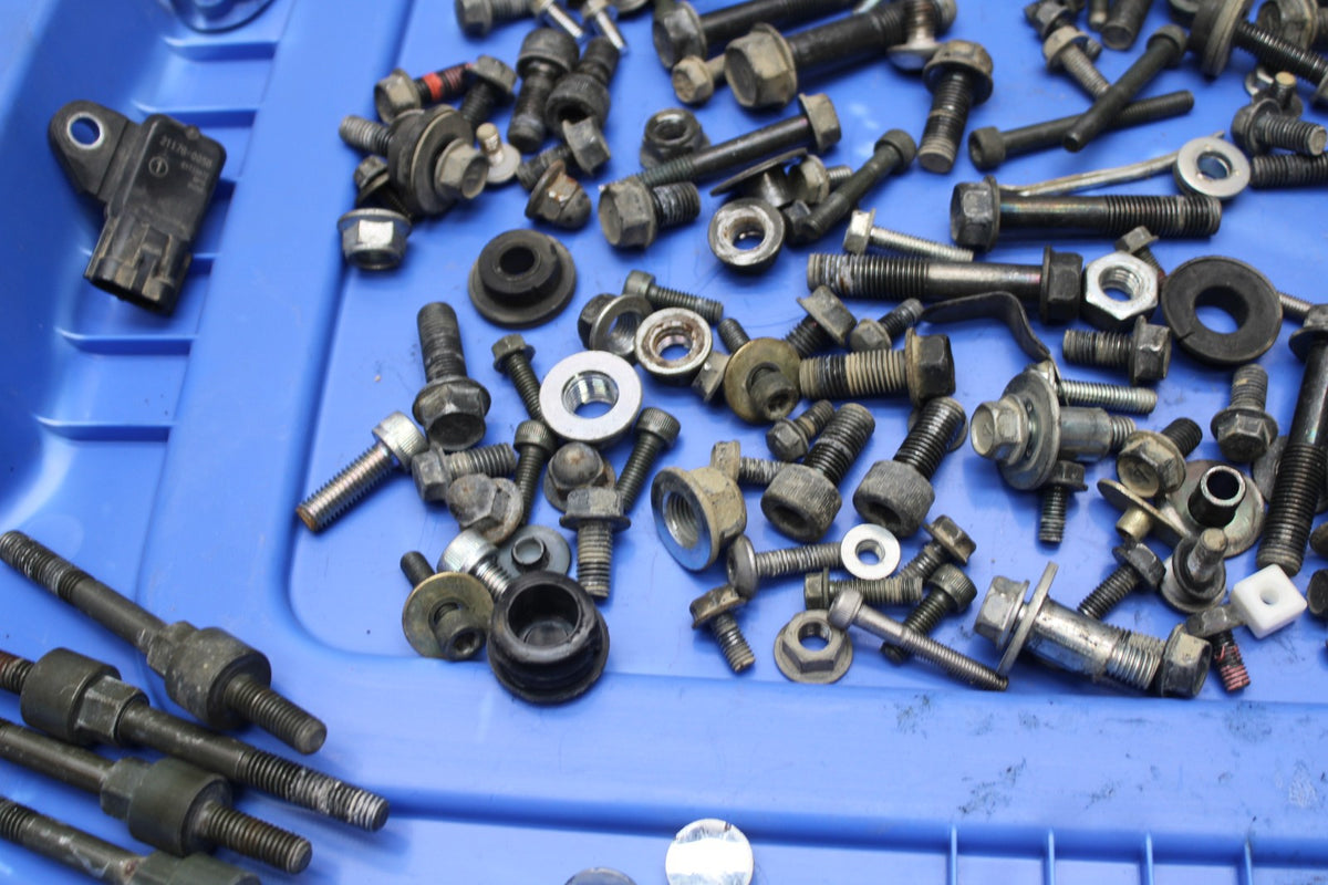 07-25 KAWASAKI VULCAN 900 VN900D CLASSIC LT MOUNTING BOLTS HARDWARE BB842