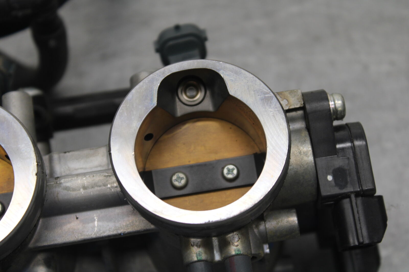 09-12 KAWASAKI NINJA ZX6R MAIN FUEL INJECTORS / THROTTLE BODIES 16163-0128 BB698