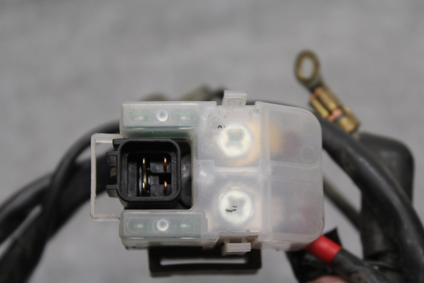 03 SUZUKI SV650S ENGINE STARTER RELAY STARTING MOTOR SWITCH BB130