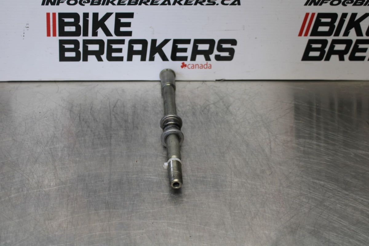 24-25 KAWASAKI NINJA ZX4R REAR AXLE BACK WHEEL RIM PIVOT BOLT AXEL