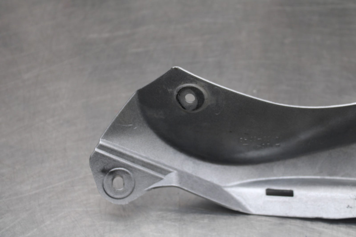 08-10 SUZUKI GSXR 600 LEFT FRONT UPPER MID SIDE FAIRING COWL PLASTIC BB00