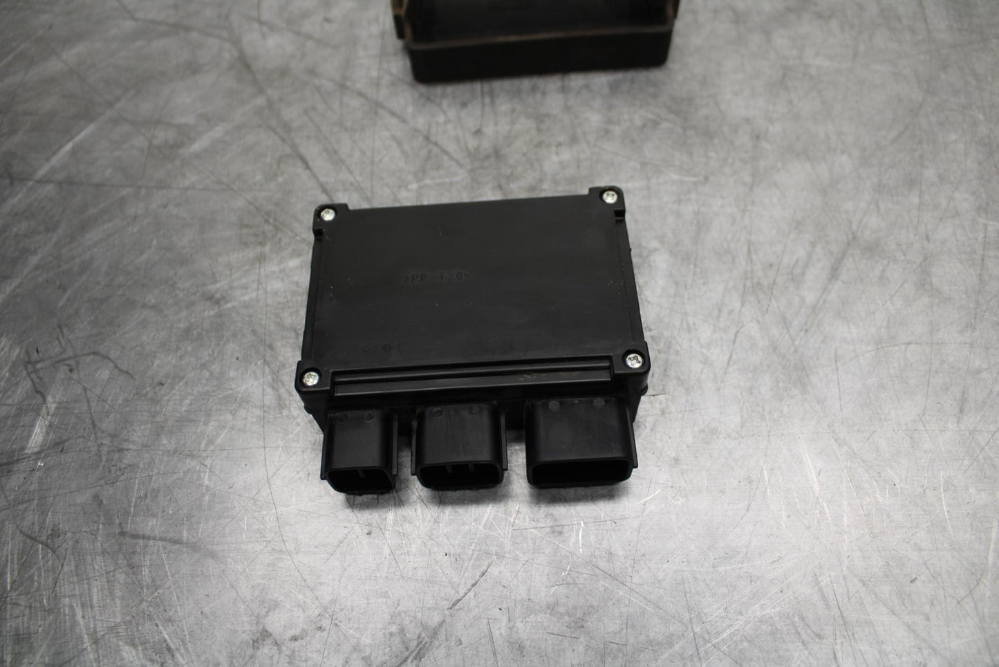 15-17 KAWASAKI EX 650 NINJA EX650 ABS RELAY ASSEMBLY FUSE BOX BB494