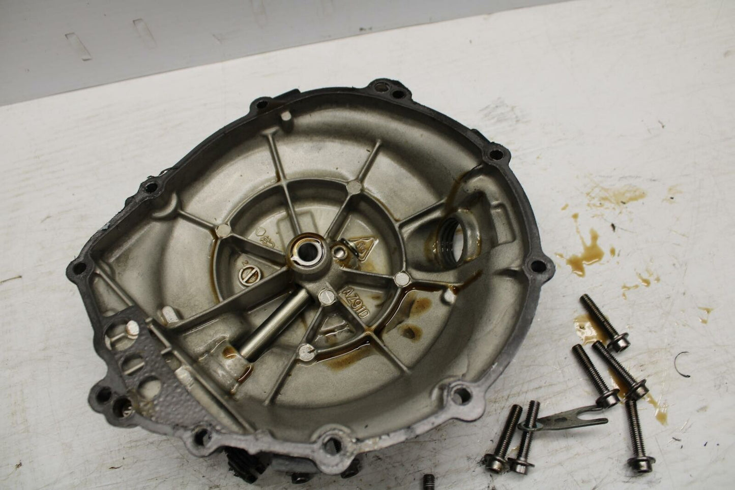05 YAMAHA YZF R6S CLUTCH SIDE ENGINE MOTOR COVER BB234