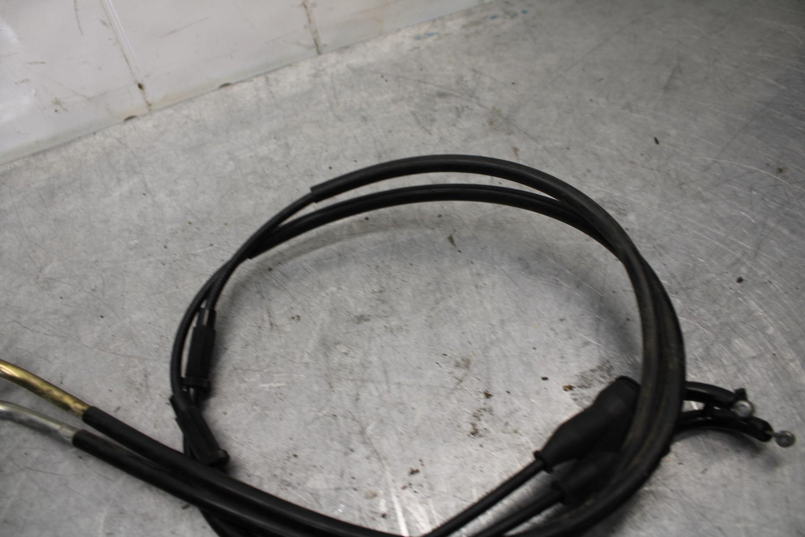 06-07 KAWASAKI NINJA ZX14R THROTTLE CABLES LINES BB433