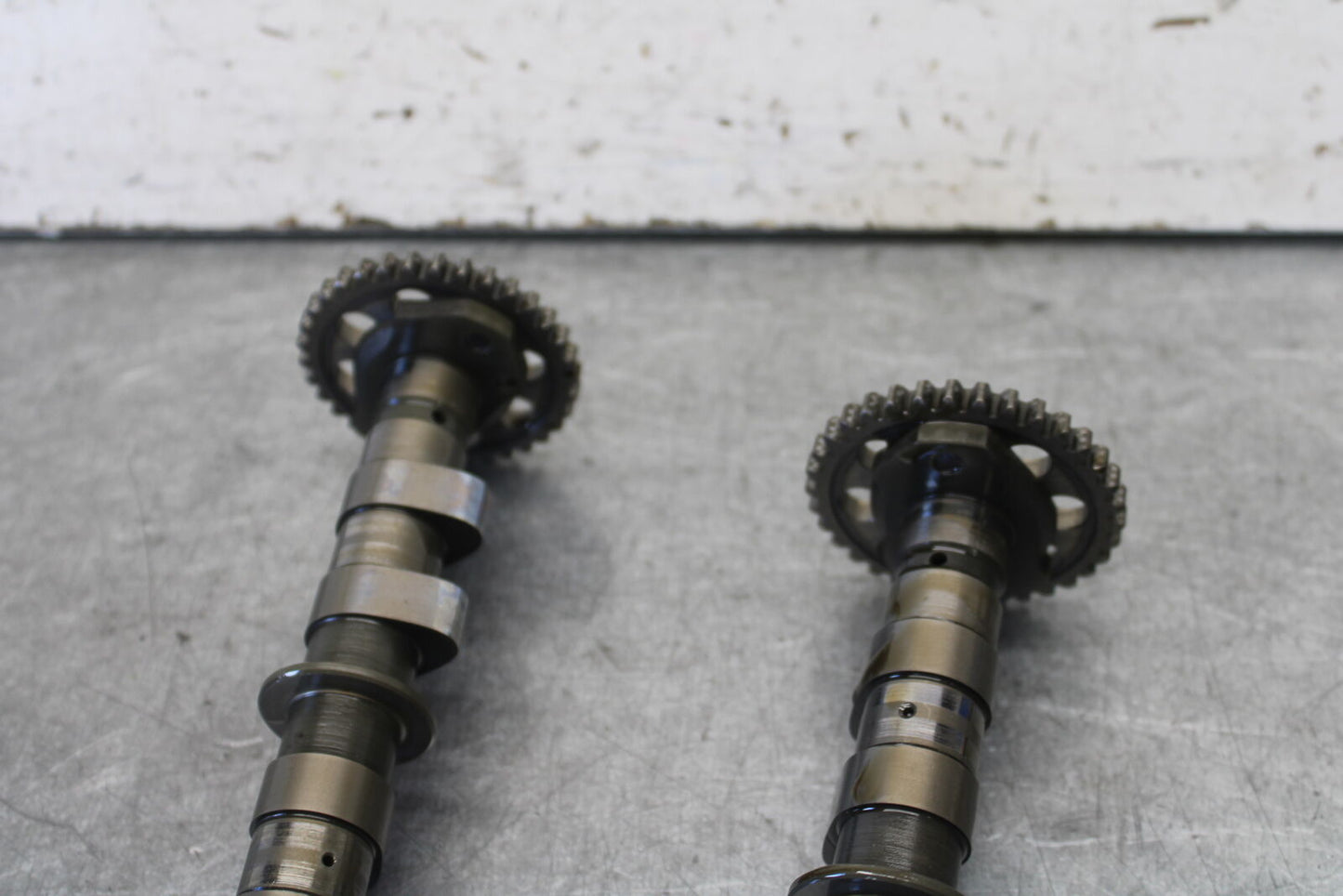 08-09 YAMAHA YZF R6S CAMSHAFT CAMS SHAFTS  5SL-12170-00-00 5SL-12180-00-00 BB690