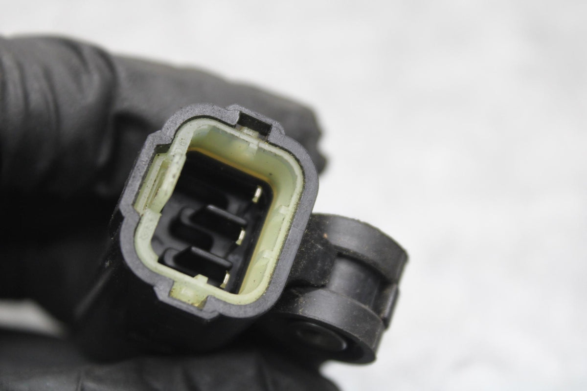 05 YAMAHA YZF R6S TIP OVER BANK ANGLE CRASH SENSOR SWITCH  BB95