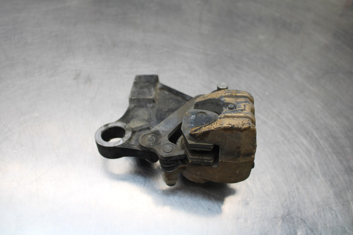 07-08 KAWASAKI NINJA ZX6R REAR BACK BRAKE CALIPER W MOUNT BRACKET BB855