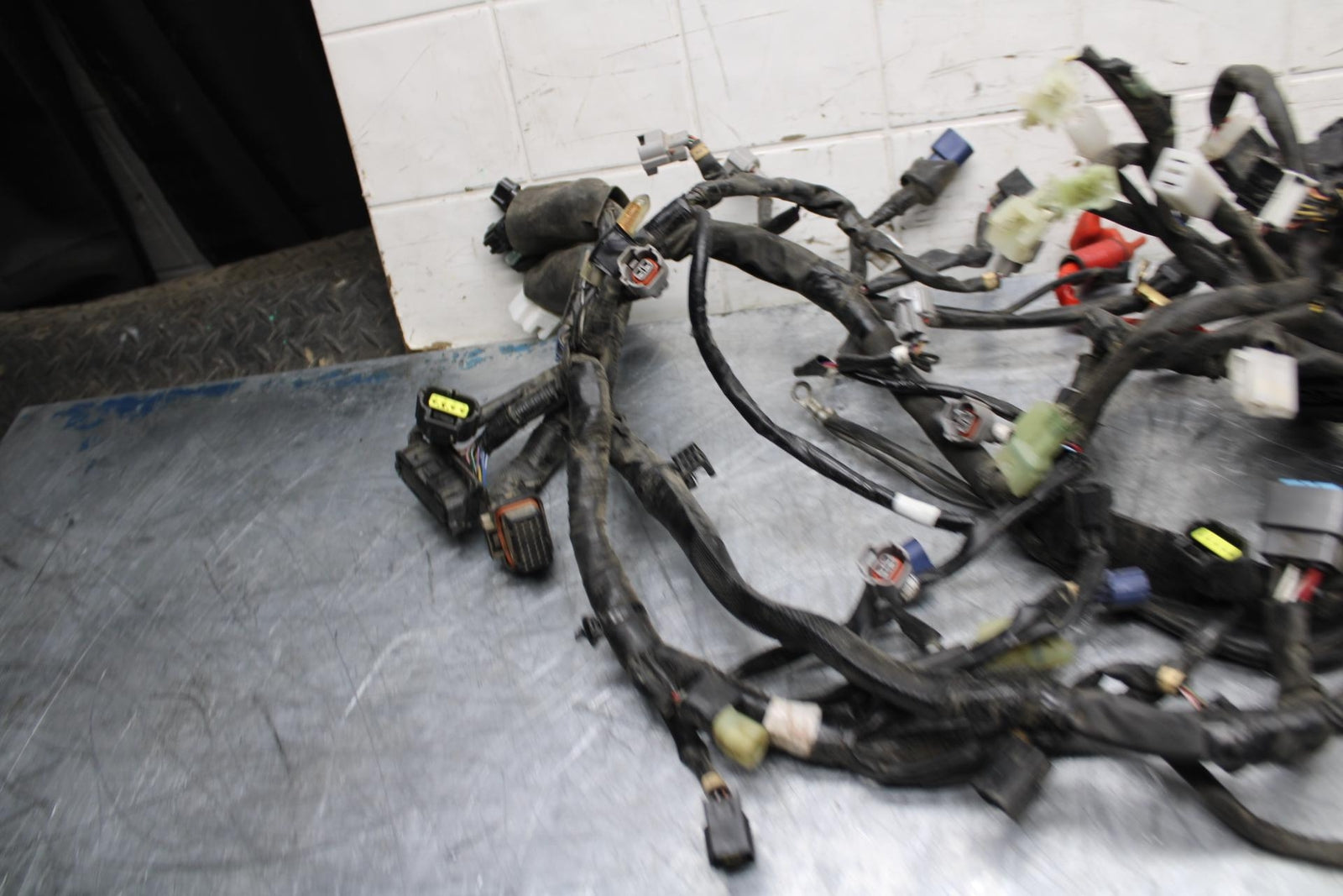 18 YAMAHA YZF R1  MAIN ENGINE WIRING HARNESS MOTOR WIRE LOOM BB473