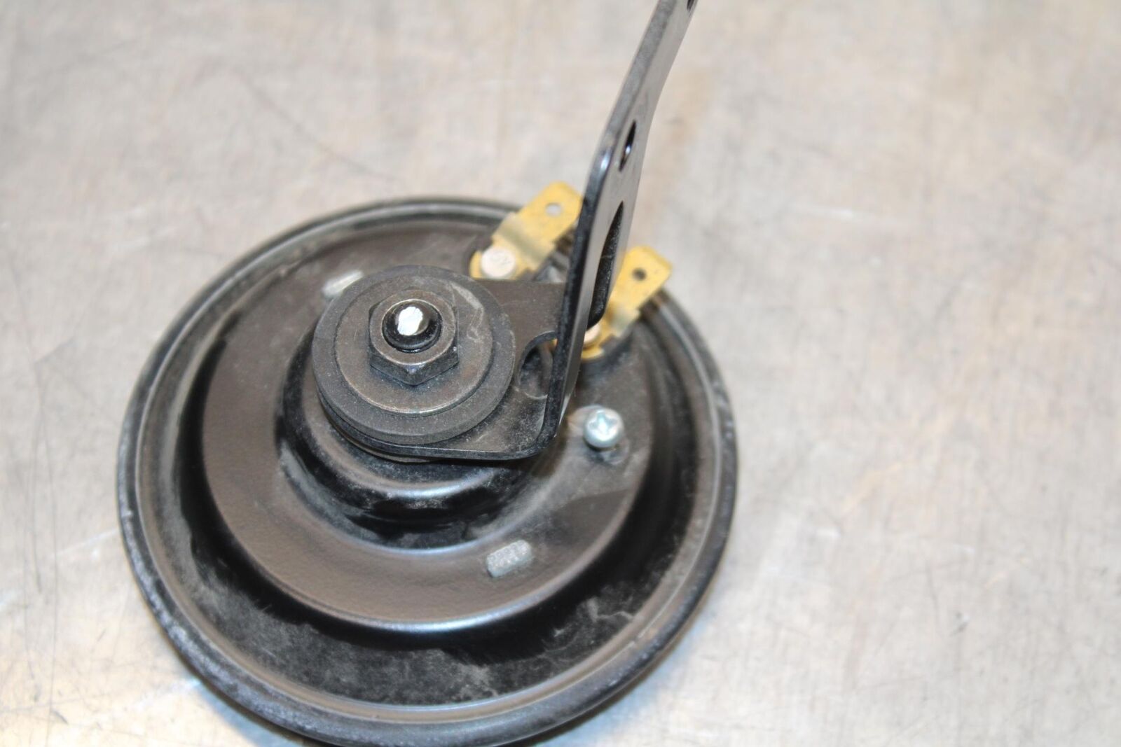 20 SUZUKI GSXR 1000 HORN SIGNAL BB597