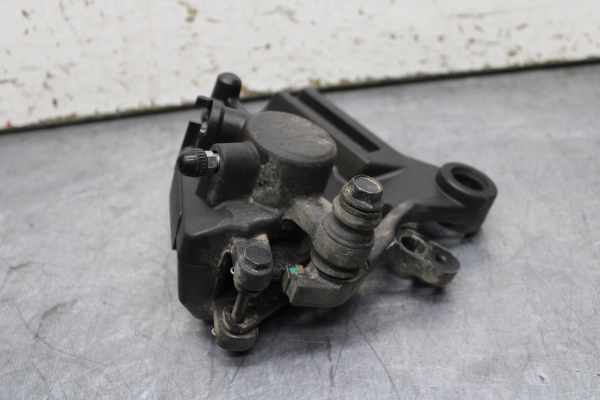 19-24 YAMAHA R3 REAR BACK BRAKE CALIPER W MOUNT BRACKET BB736