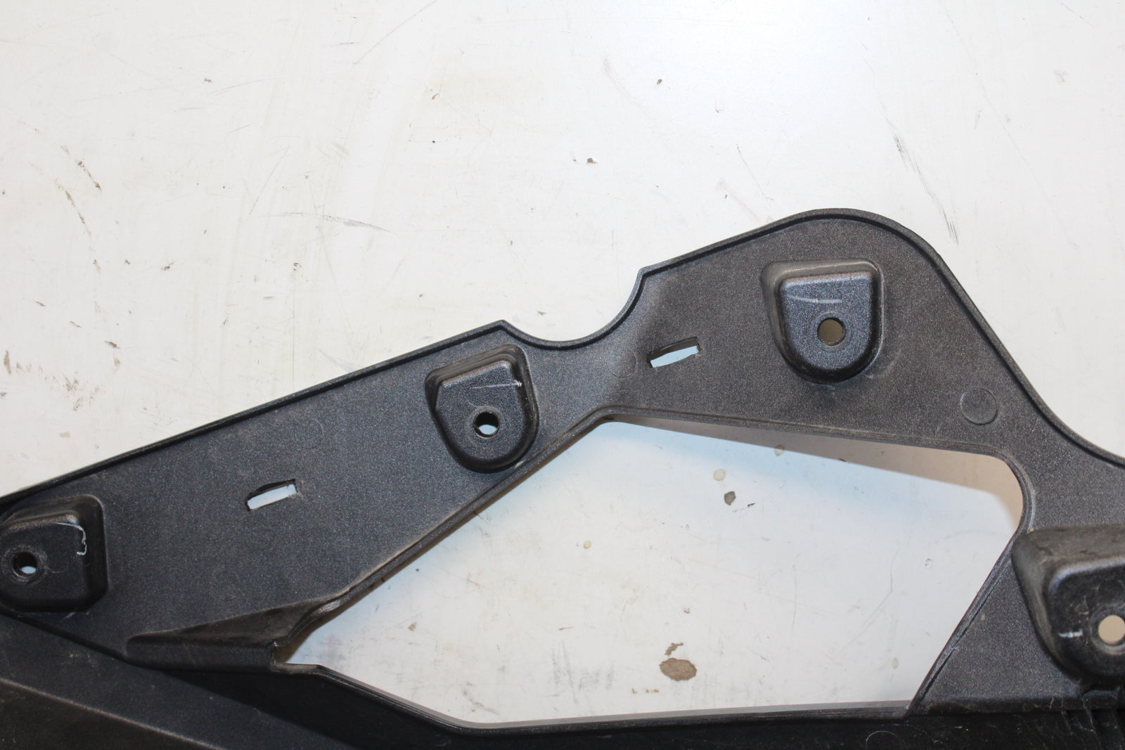 18-23 KAWASAKI NINJA 400 LEFT MID UPPER SIDE FAIRING COWL PLASTIC BB679