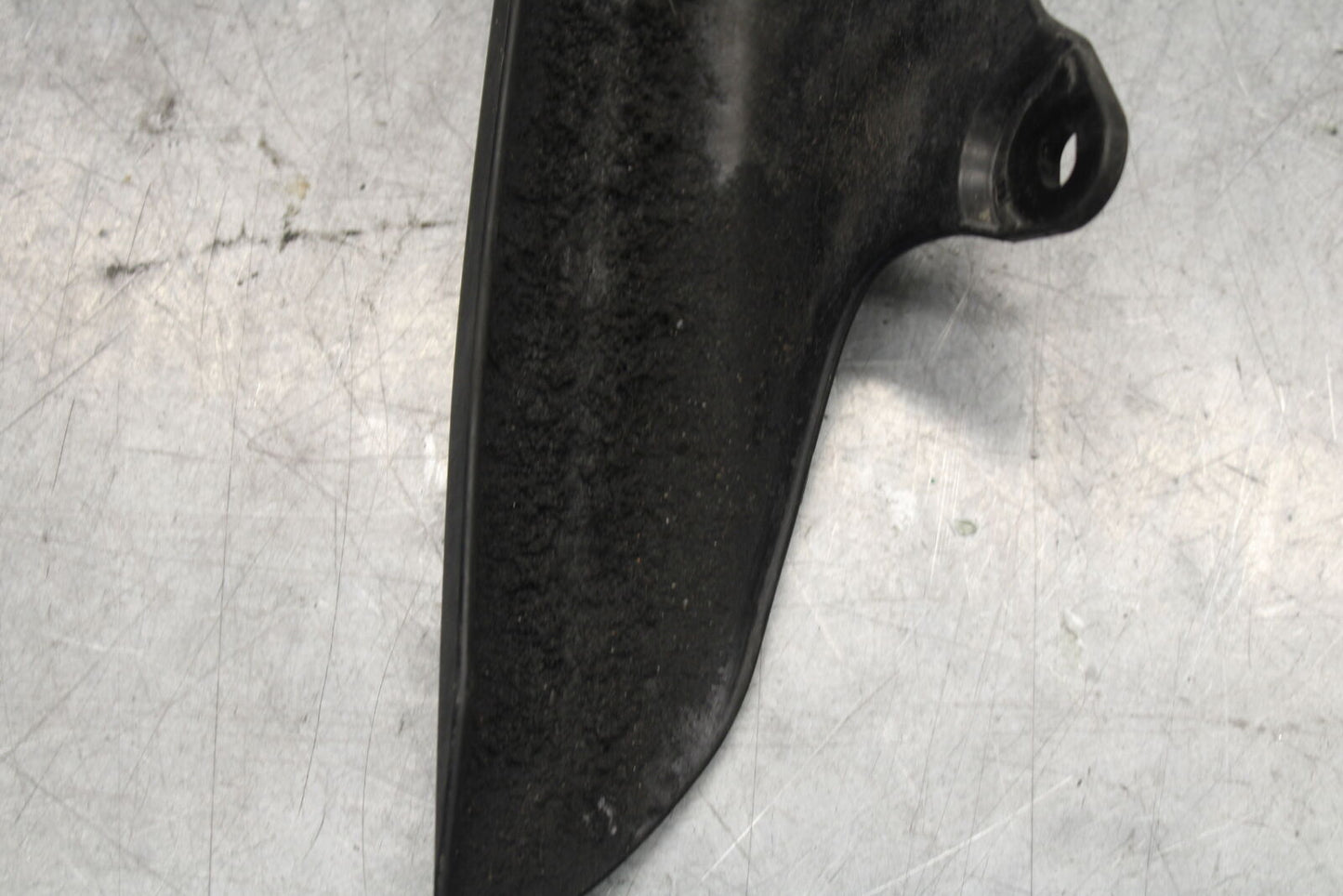 09-12 KAWASAKI NINJA ZX6R REAR BACK DRIVE CHAIN GUARD COVER SHIELD BB698