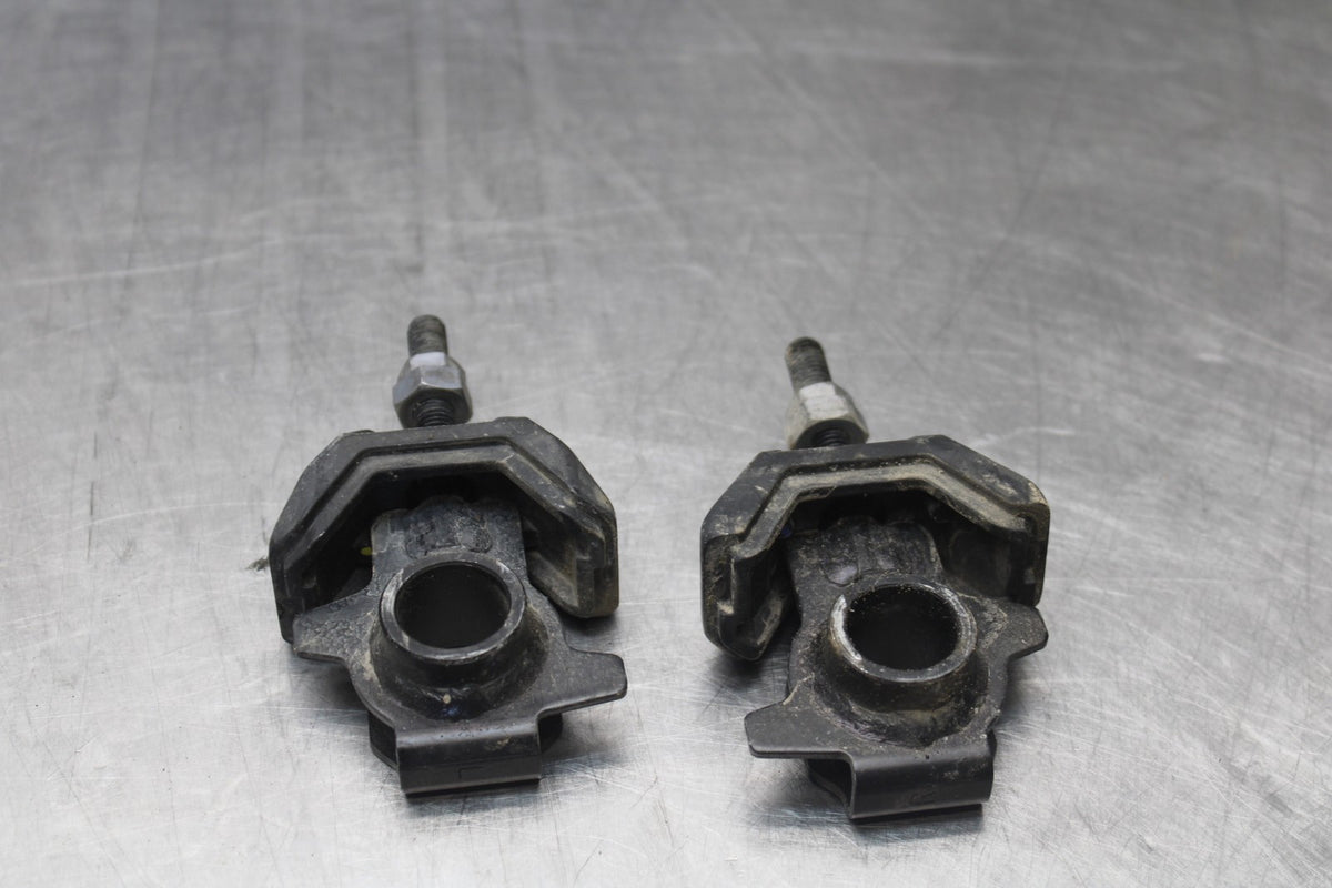 23-26 KAWASAKI NINJA ZX4RR SWINGARM CHAIN TENSIONER ADJUSTMENT BRACKETS  BB898