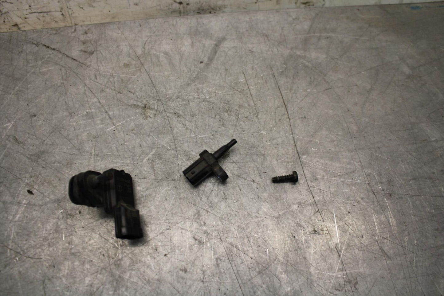 2008 Kawasaki Ninja ZX10R ZX1000E MAP MASS AIR FLOW PRESSURE TEMP SENSOR  BB524