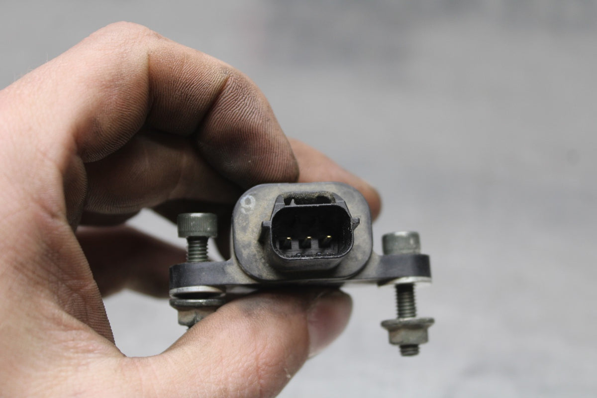 05-06 KAWASAKI NINJA ZX6R TIP OVER BANK ANGLE CRASH SENSOR SWITCH  BB877