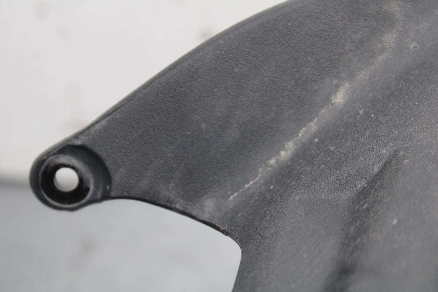 09-12 KAWASAKI NINJA ZX6R REAR BACK WHEEL TIRE HUGGER FENDER 35023-0171 BB640