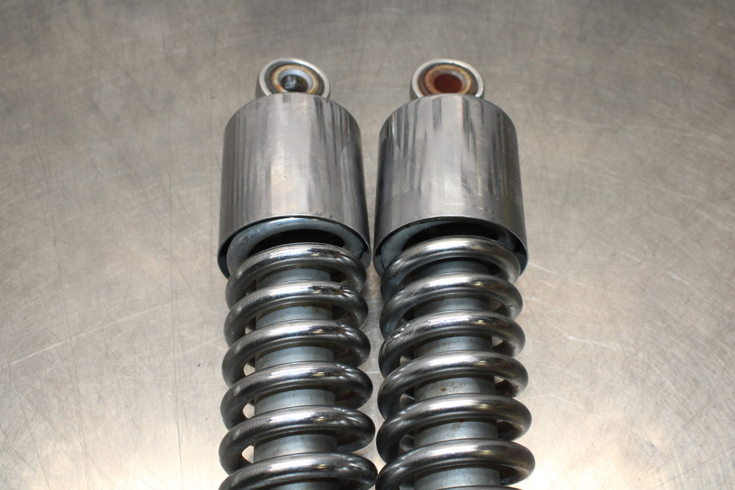 05 TRIUMPH ROCKET III 12.5 REAR BACK SHOCK ABSORBER SET PAIR BB186