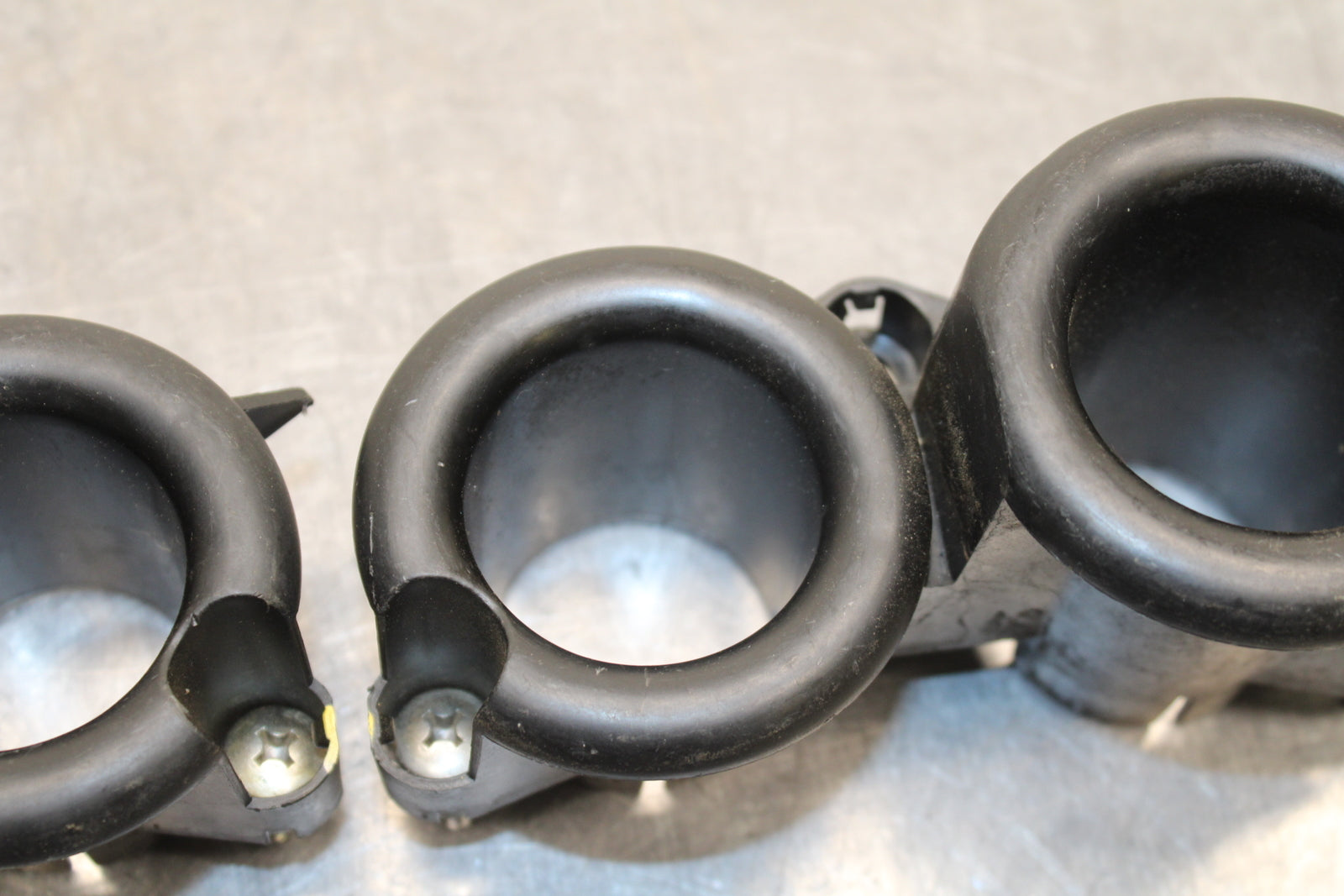 03-04 HONDA CBR600RR AIRBOX INTAKE VELOCITY STACKS BB134