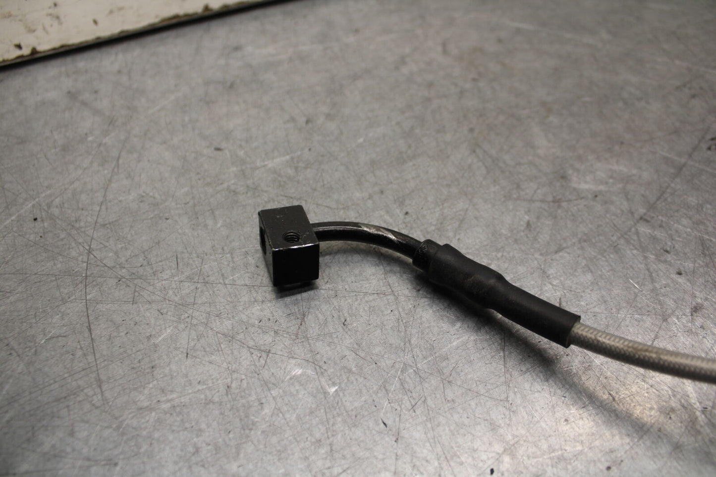 16 KAWASAKI NINJA ZX10R REAR BACK BRAKE HOSE FLUID LINE BB650