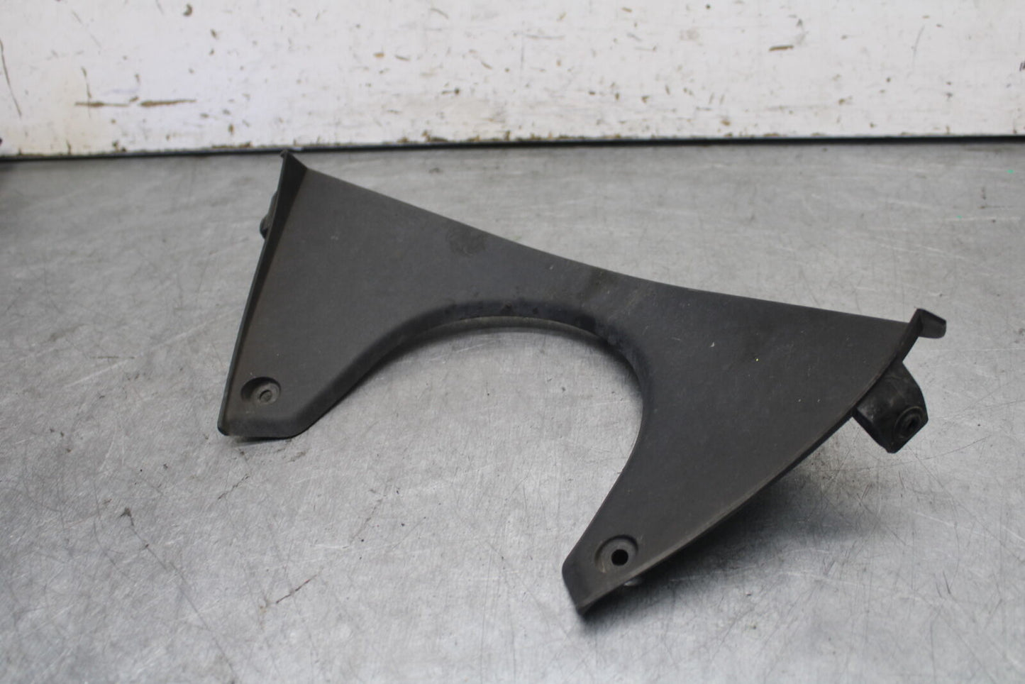 09-12 KAWASAKI NINJA ZX6R FRONT LOWER INNER EXHAUST V FAIRING COWL GUARD BB698