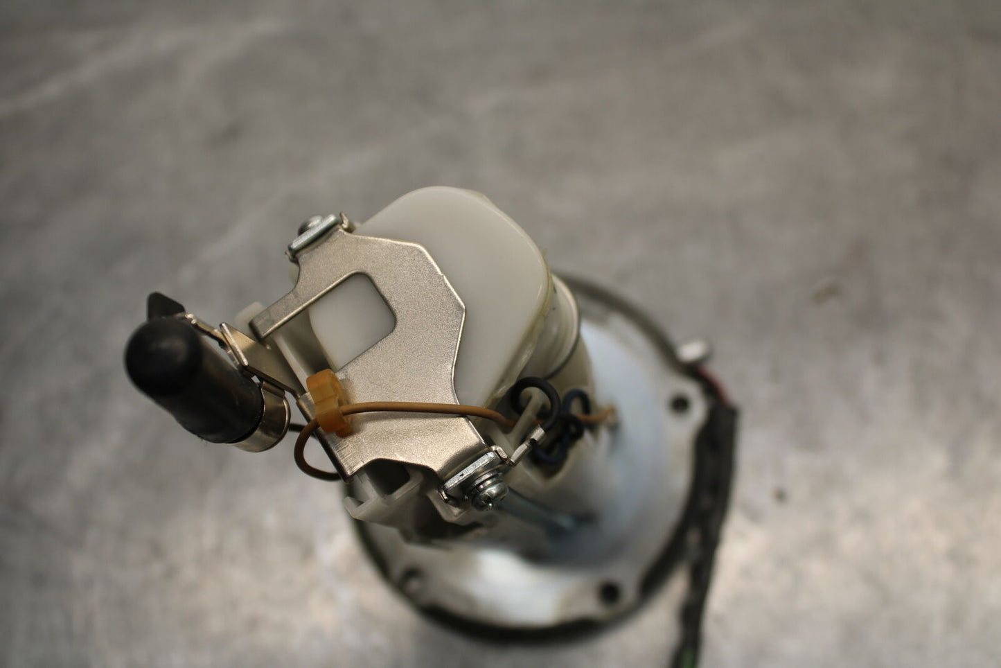 09-12 KAWASAKI NINJA ZX6R FUEL PUMP GAS PETROL SENDER UNIT 49040-0023 BB656