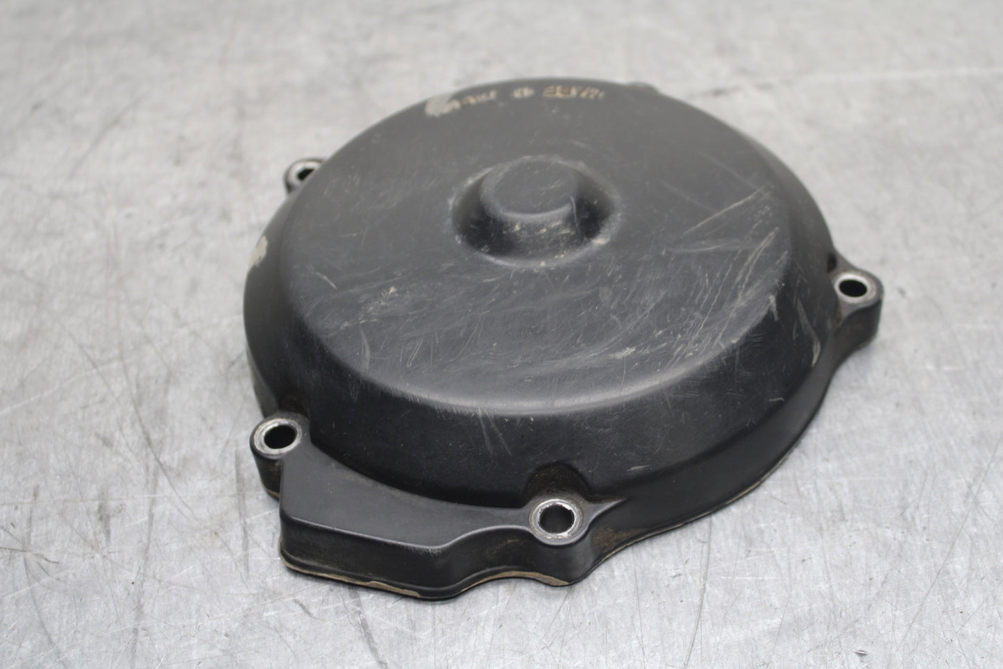 82-83 YAMAHA IT175 ENGINE MOTOR STATOR GENERATOR MAGNETO COVER BB108