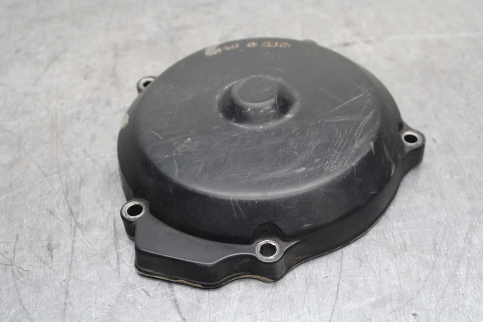 82-83 YAMAHA IT175 ENGINE MOTOR STATOR GENERATOR MAGNETO COVER BB108