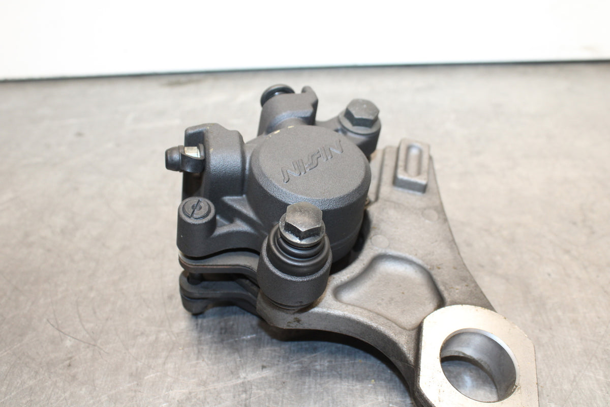 09-14 YAMAHA YZF R1 REAR BACK BRAKE CALIPER W MOUNT BRACKET BB119