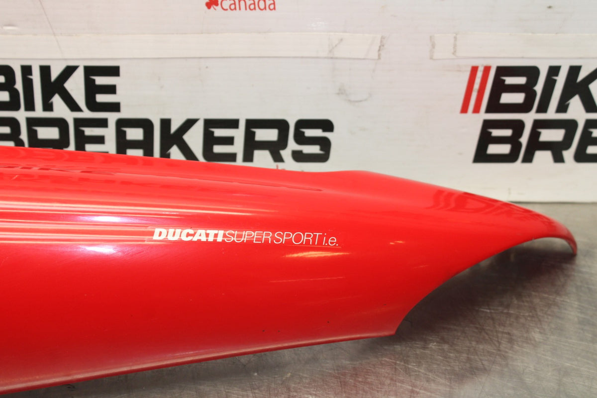 05 DUCATI SUPERSPORT 800 LEFT REAR BACK TAIL FAIRING COWL SHROUD BB913