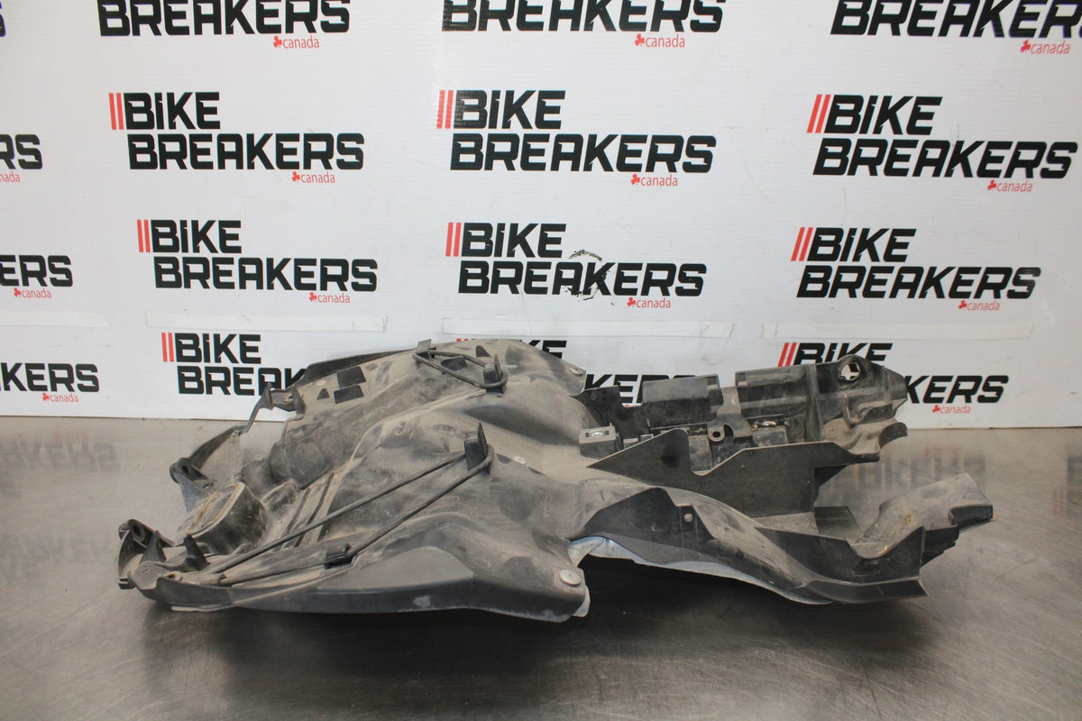 06-07 HONDA INTERCEPTOR 800 VFR800 REAR TAIL UNDERTAIL FAIRING COWL FENDER BB917