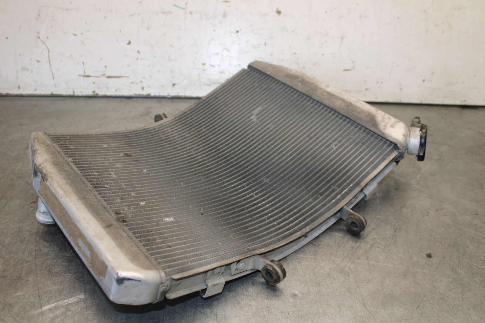 19-23 KAWASAKI NINJA ZX6R ENGINE RADIATOR MOTOR COOLER COOLING RADIATER BB701