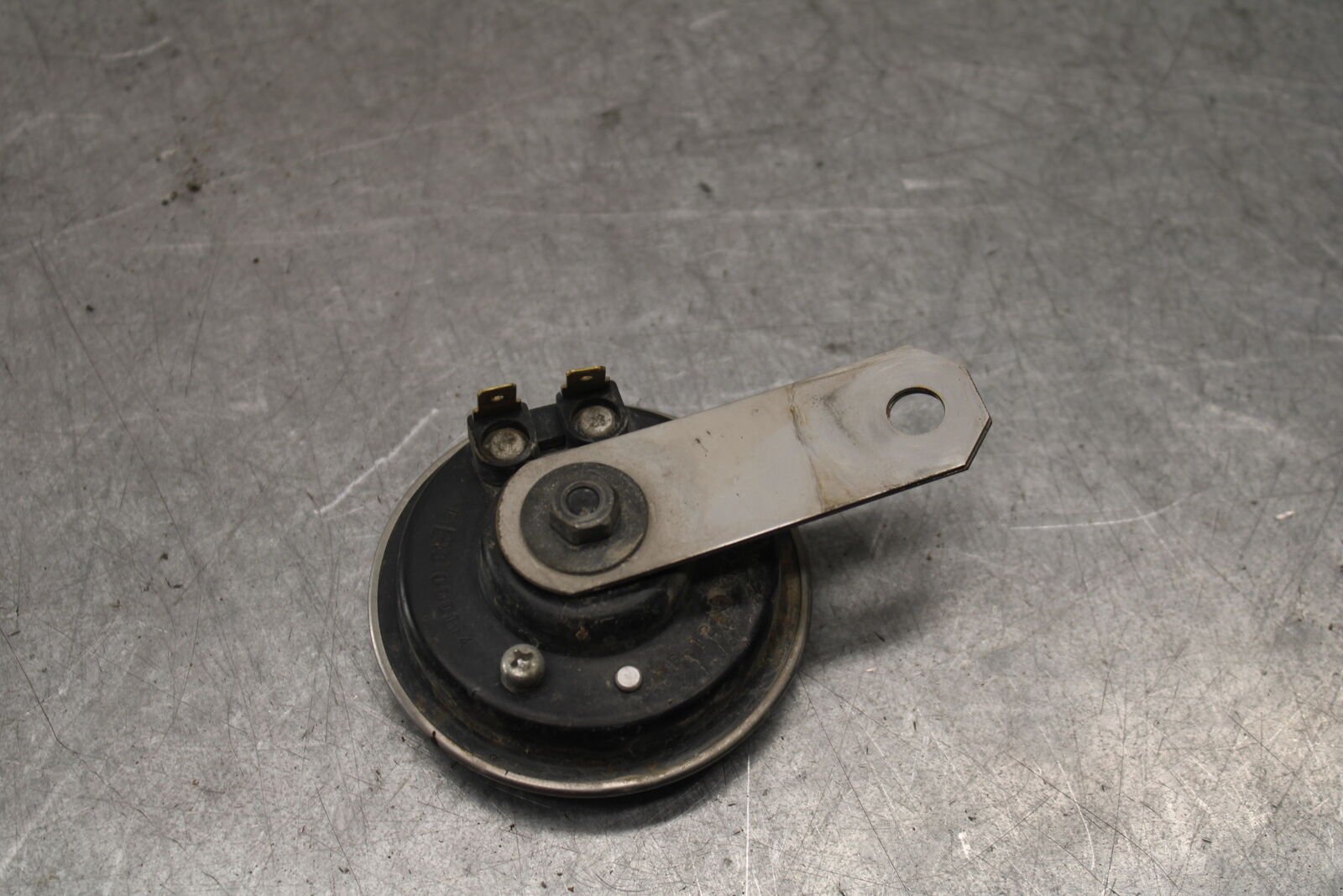 09-15 YAMAHA FZ6R HORN SIGNAL BB686