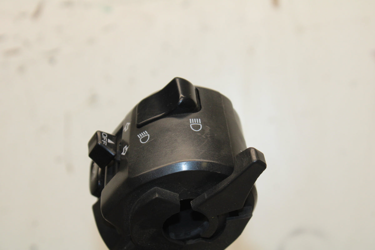 00-01 YAMAHA YZF R1 LEFT CLIP ON HANDLE HORN SIGNALS SWITCH SWITCHES BB755