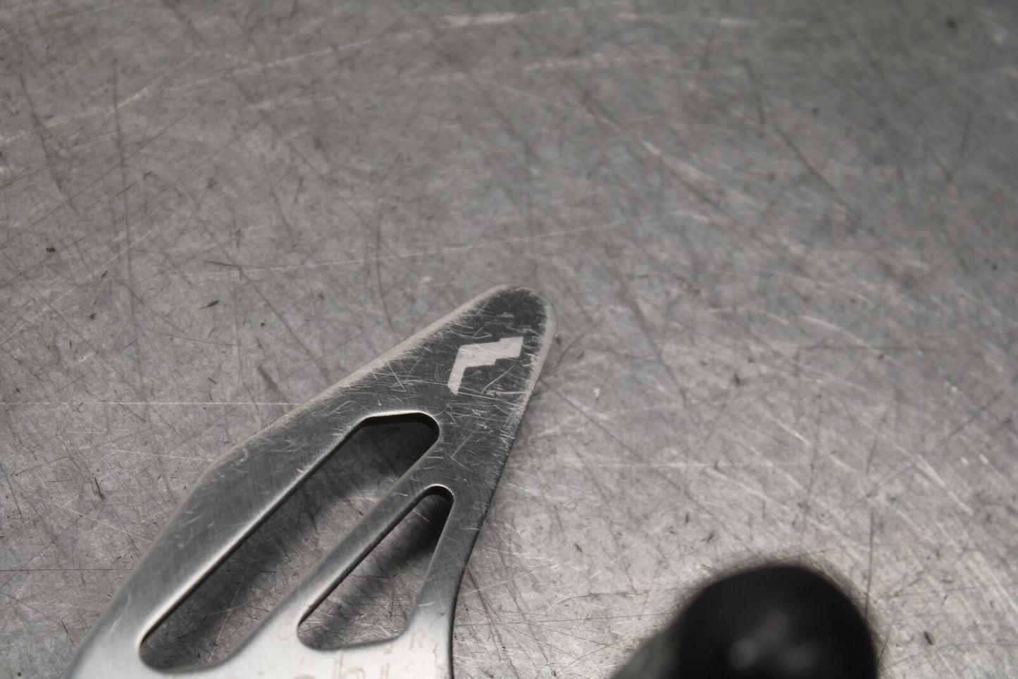 09-12 KAWASAKI NINJA ZX6R RIGHT LEFT REARSETS REAR SET DRIVER FOOT PEGS  BB698