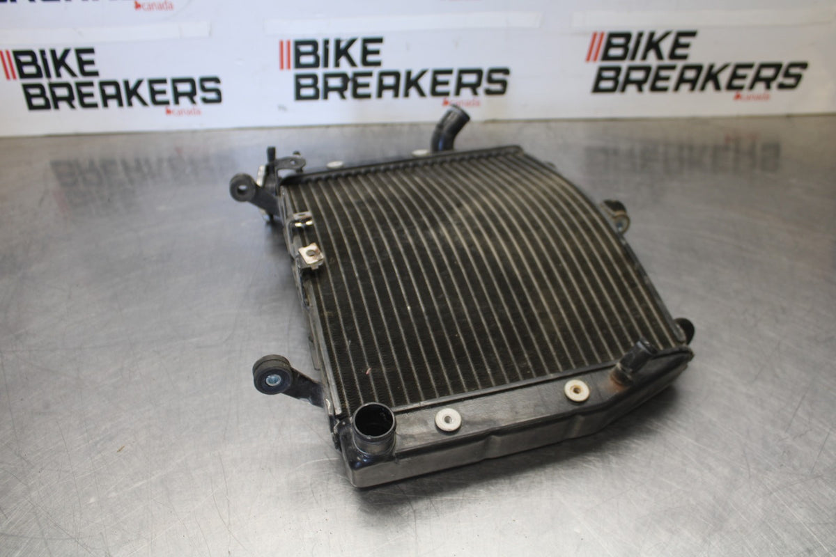 05 YAMAHA YZF R6 ENGINE RADIATOR MOTOR COOLER COOLING RADIATER BB894