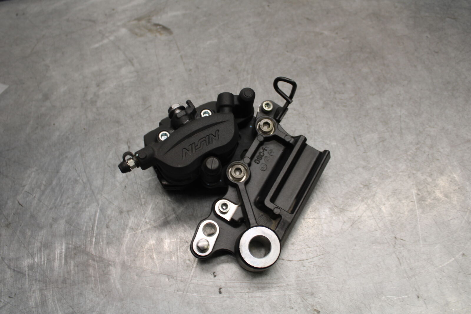 18-23 KAWASAKI NINJA 400 REAR BACK BRAKE CALIPER W MOUNT BRACKET BB660