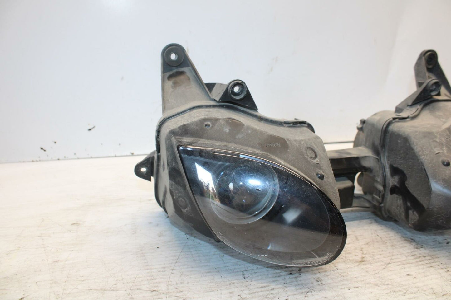 07-08 KAWASAKI NINJA ZX6R FRONT HEADLIGHT HEAD LIGHT LAMP BB274