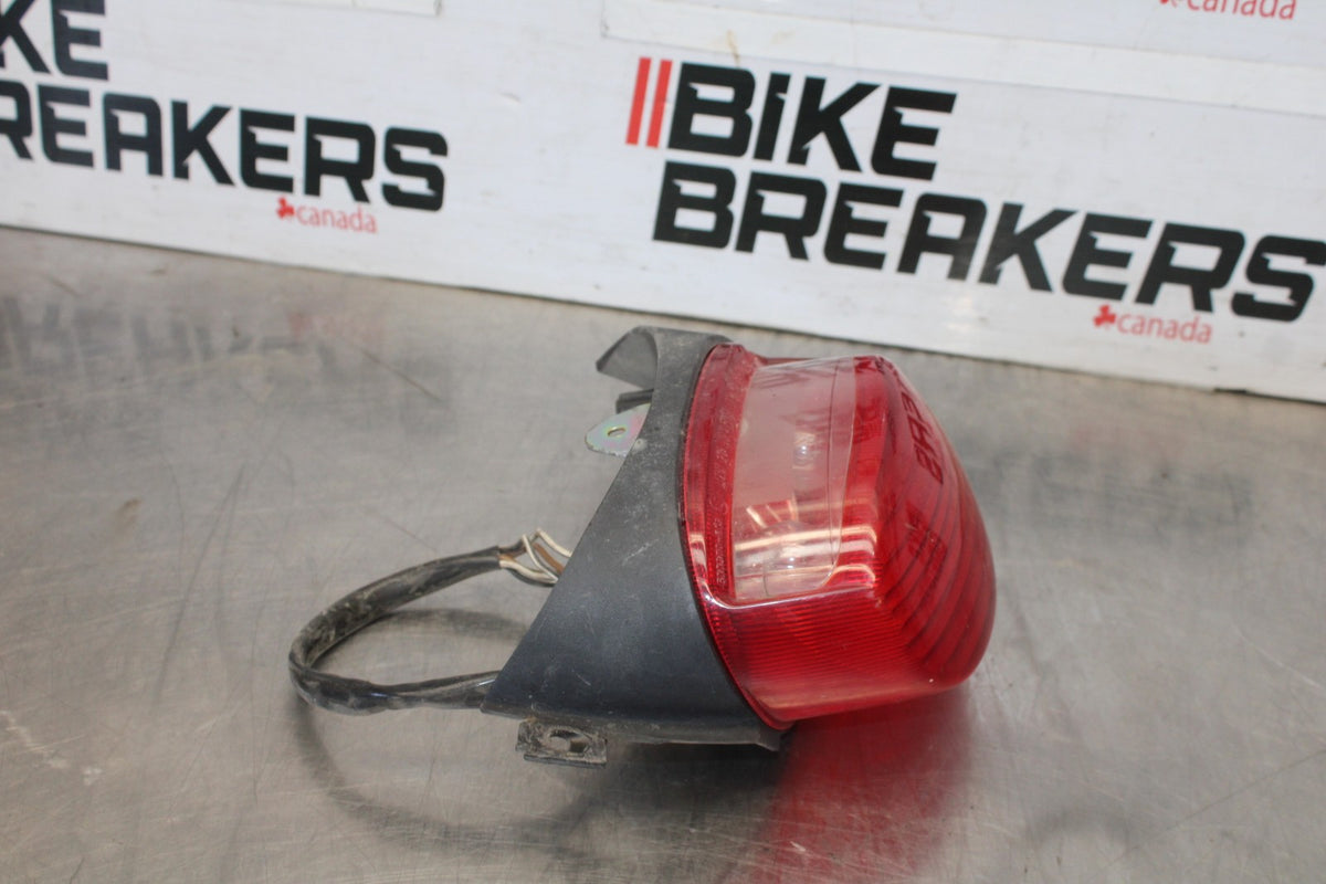 97-00 SUZUKI GSXR600 SRAD REAR TAIL TAILLIGHT BACK BRAKE LIGHT BB921