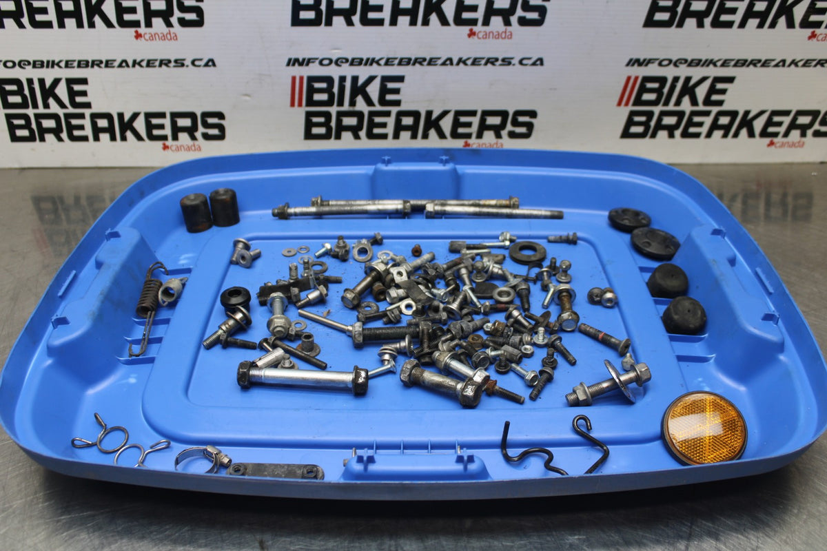 09 KAWASAKI NINJA 250R BOLTS HARDWARE MOTOR SCREWS BB824