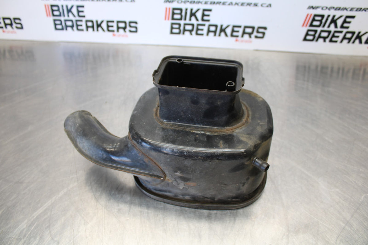 76-77 HONDA GOLDWING 1000 AIR CLEANER FILTER BOX / K&N FILTER BB171