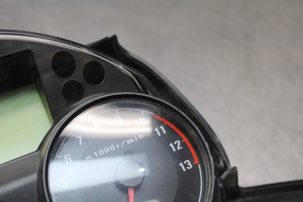 09 KAWASAKI CONCOURS 14 ZG1400B SPEEDO GAUGES DISPLAY CLUSTER SPEEDOMETER BB875
